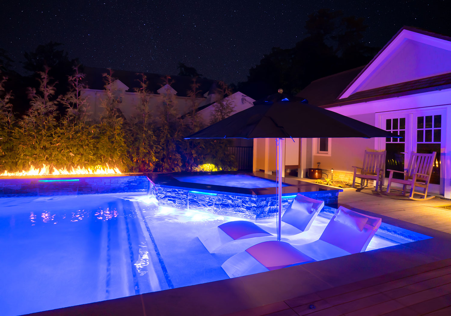 STEELE’S SIGNATURE POOLS Luxury Pools + Outdoor Living