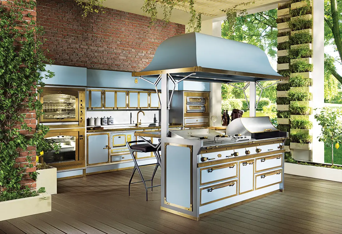 http://luxurypools.com/wp-content/uploads/2021/05/Officine-Gullo_Outdoor-kitchen-Pacific-Light-Blue-3.jpg