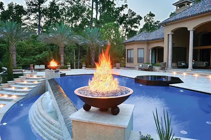 Top 6 Texas Pools - Luxury Pools + Outdoor Living